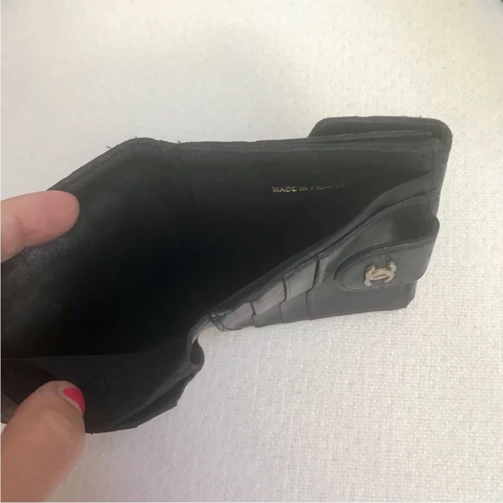 Vintage CHANEL wallet - Picture 6 of 10